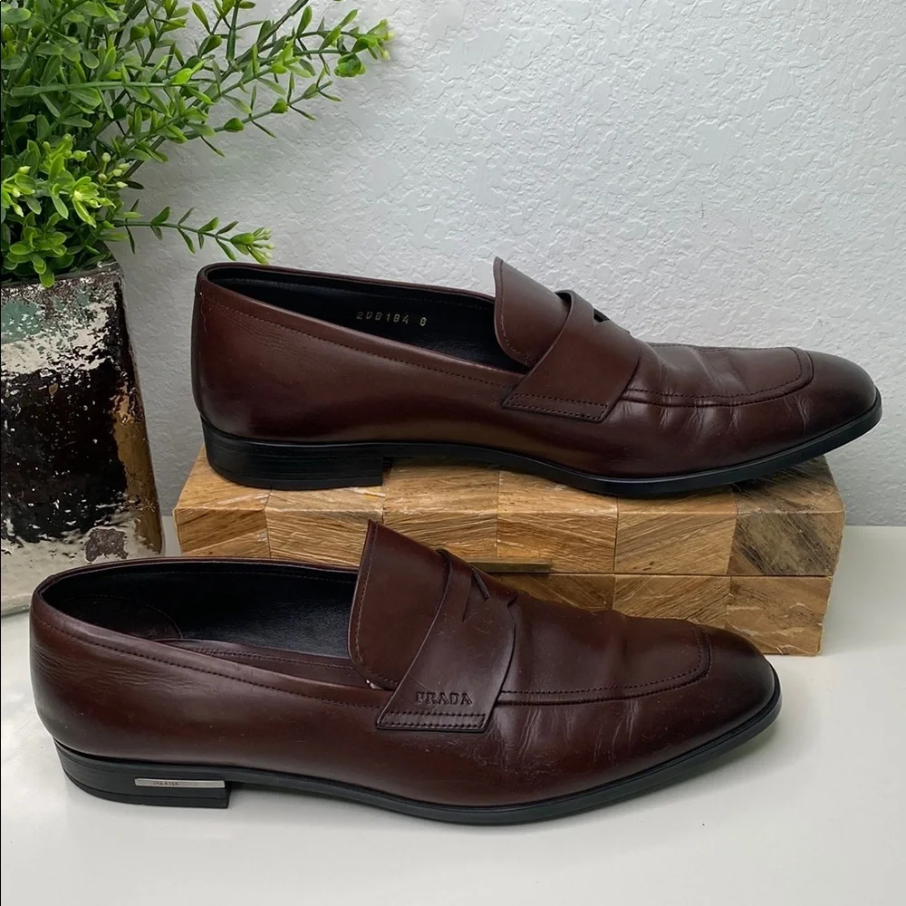 Prada‎ Penny Loafers Brown Brushed Leather Slip On Size UK8/US9 Authenticated